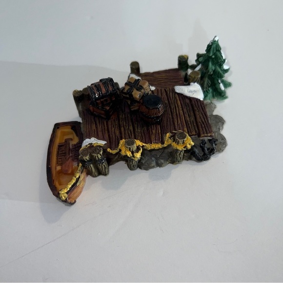 Cobblestone Corners 2002 Boat Dock + Christmas Village Figurines unbranded 27pcs - Picture 6 of 11
